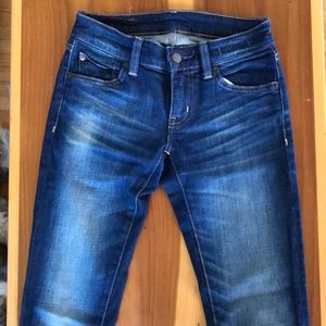 dark wash skinny jeans